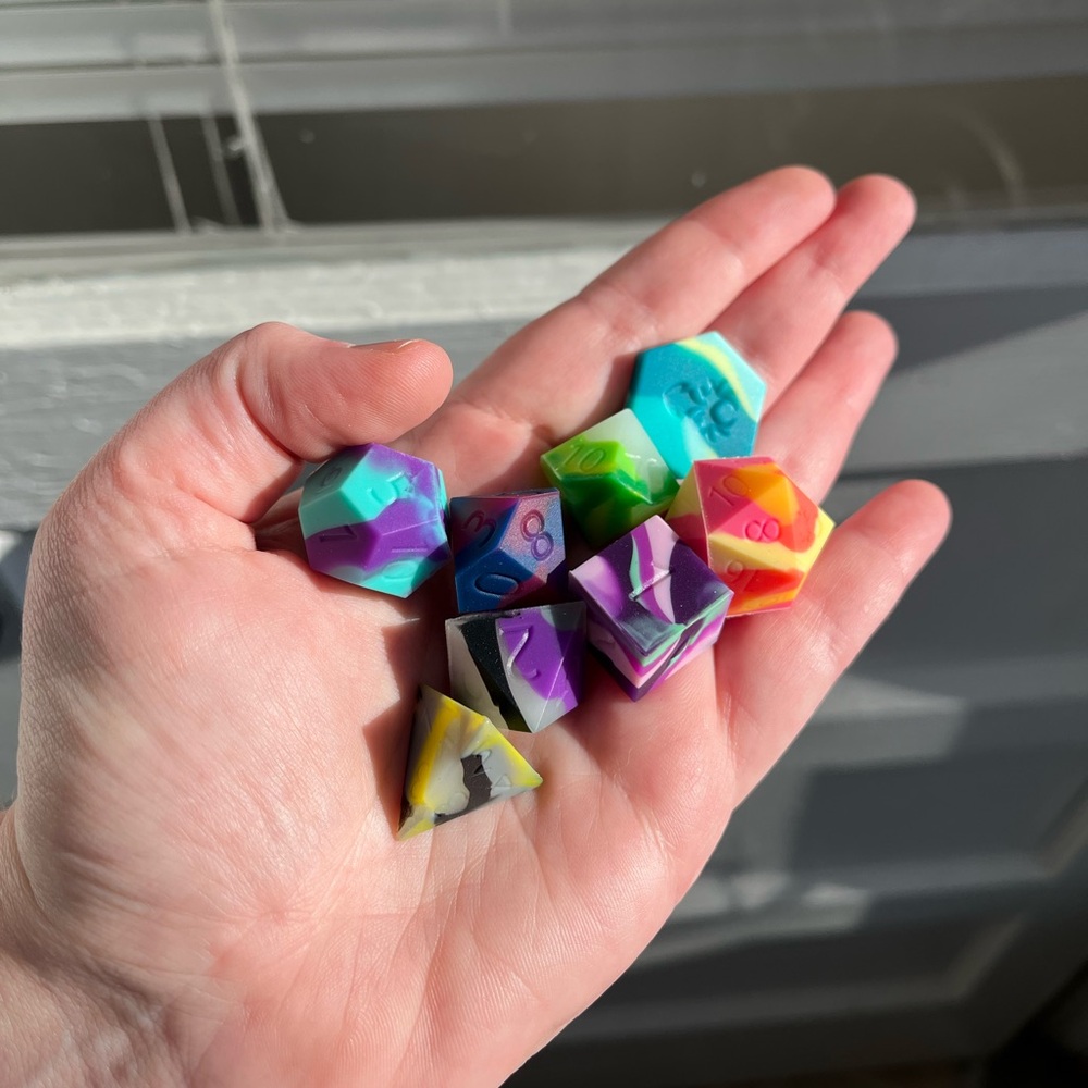NIB 8-piece TTRPG mixed silicone dice set